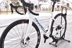 PINARELLO 2025 2024 ROADBIKE F5 DISK F5DISK SHIMANO ULTEGRA R8100 Di2 12s E321 FURIOUS WHITE ピナレロ 2025年モデル 2024年モデル ロードバイク エフファイブディスク シマノ 電動 アルテグラ 12スピード 完成車 ヒュリアス ホワイト 6