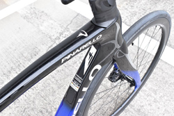 PINARELLO 2025 2024 ROADBIKE F7 DISK F7DISK SHIMANO 105 Di2 R7100 12s E310 FASTEST BLUE ピナレロ 2025年モデル 2024年モデル ロードバイク エフセブン ディスク シマノ 電動 12スピード 完成車 ファステスト ブルー 1